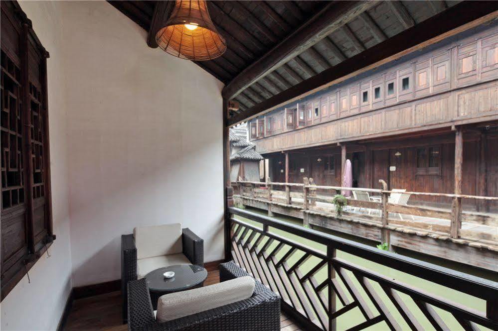 Waterside Resort Tongxiang Exterior photo